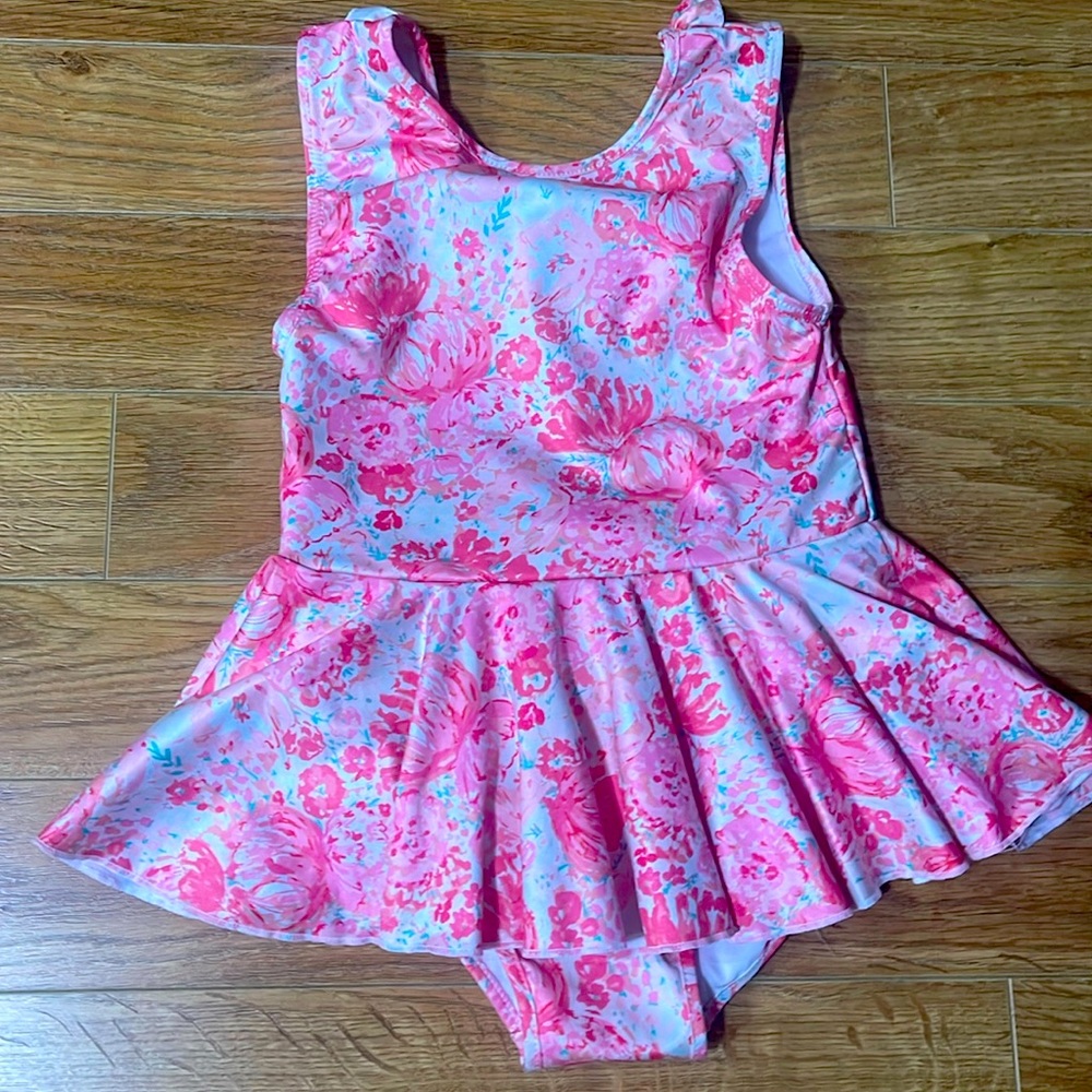 Sweet honey swimsuit with ruffle